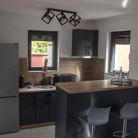 Vikend Kuca Ljetni San Vrltici